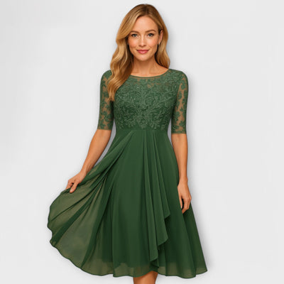 Martyna – Vestido Largo con Espalda Abierta y Estilo Natural