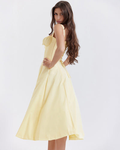 Aurora – Vestido Mini con Encanto Moderno